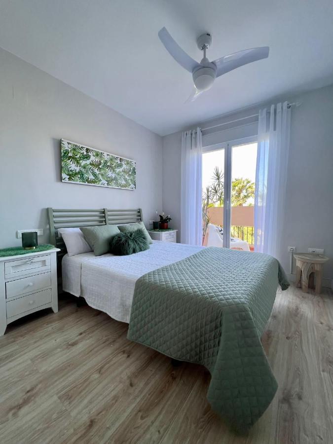 Suite Bonalba Alicante Exterior foto
